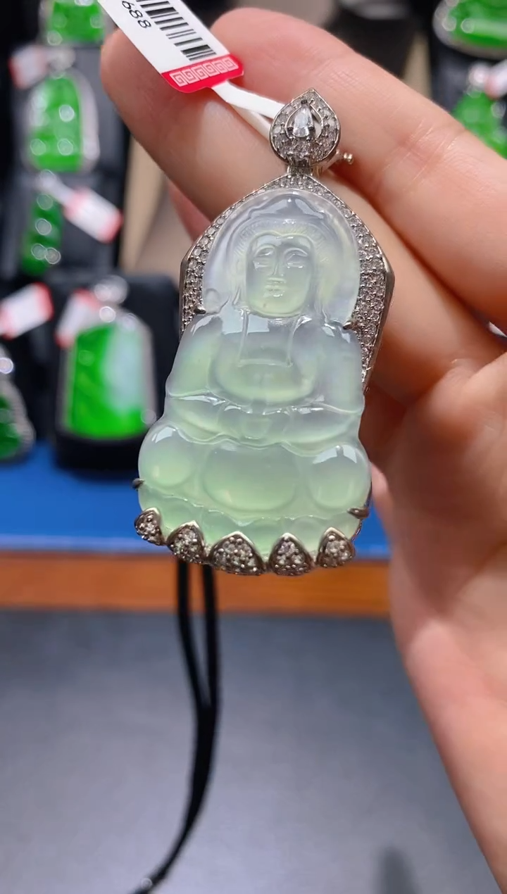 【闪购商品】翡翠颈饰未镶嵌翡翠Q05