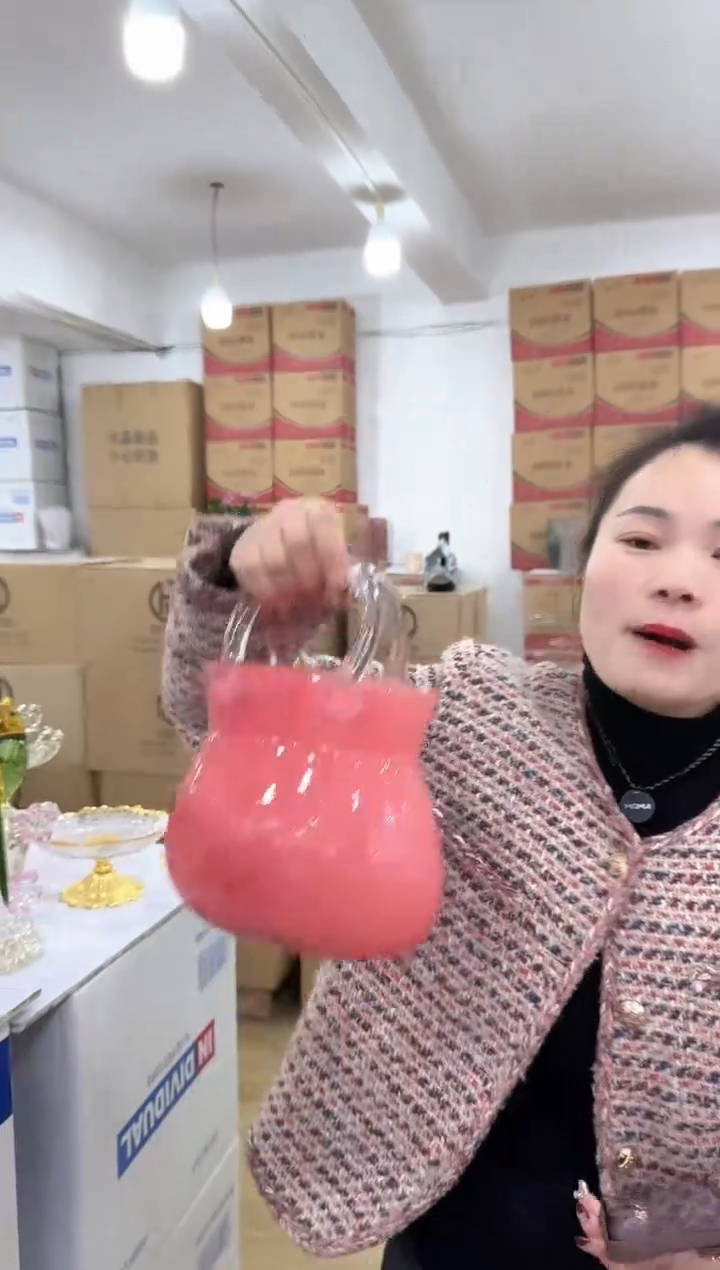 【闪购商品】无铅玻璃迪之喜花瓶花器-31早