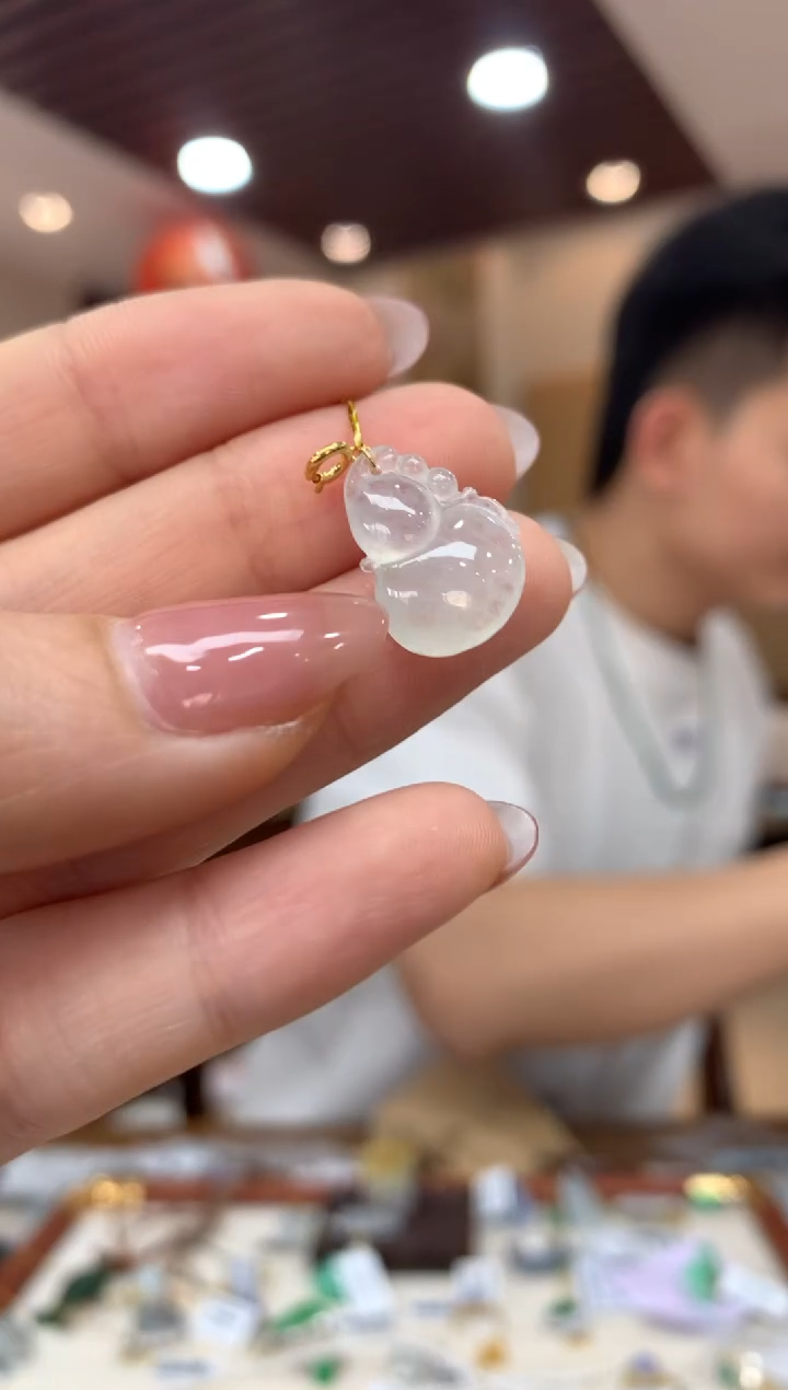 吊坠(不含链)18K金镶嵌翡翠葫芦