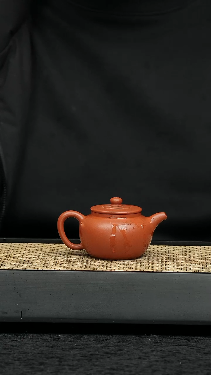 茶壶紫砂五堂 平盖圆壶-清泉石上流