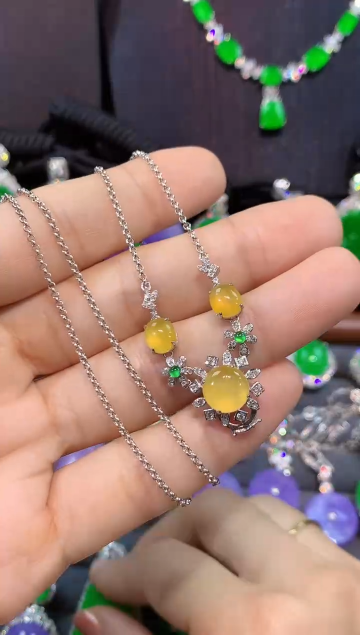 项链18K金镶嵌翡翠套链