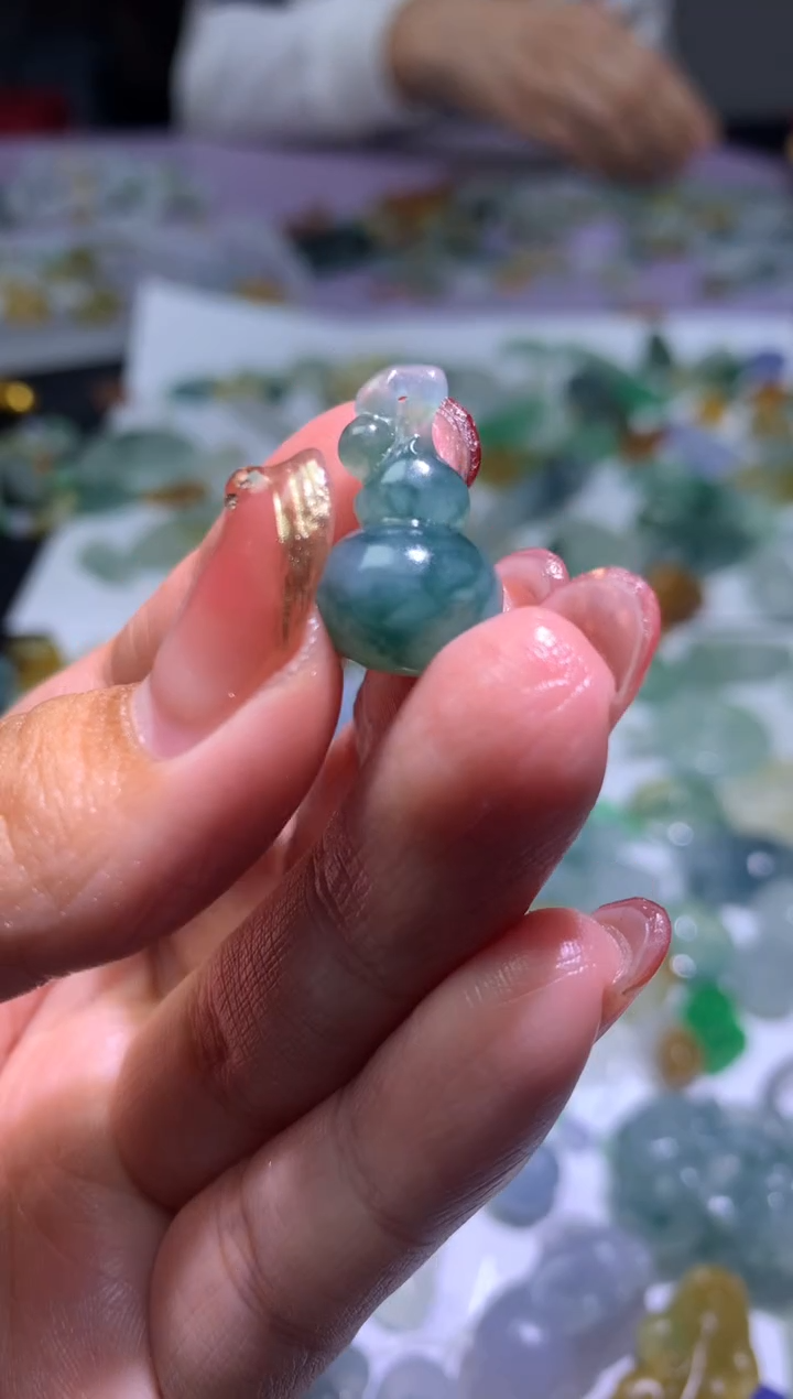 【闪购商品】定制翡翠未镶嵌毛货