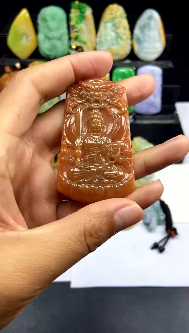 【闪购商品】翡翠颈饰未镶嵌翡翠A货