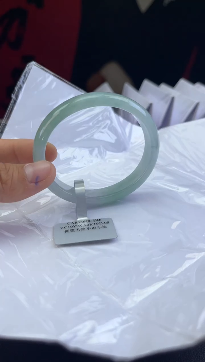 【闪购商品】翡翠手镯未镶嵌2翡翠手镯