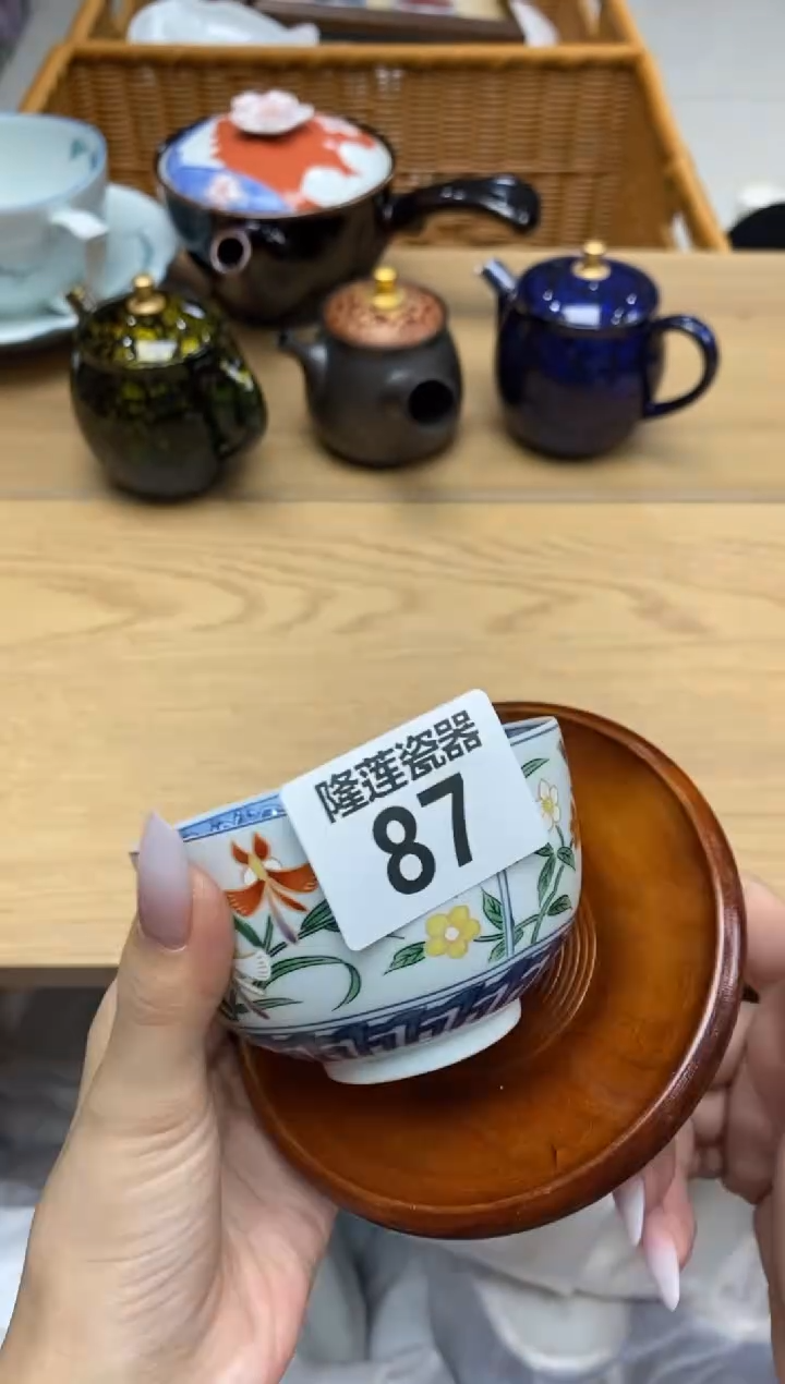 瓷片小*隆莲全球选好物精选