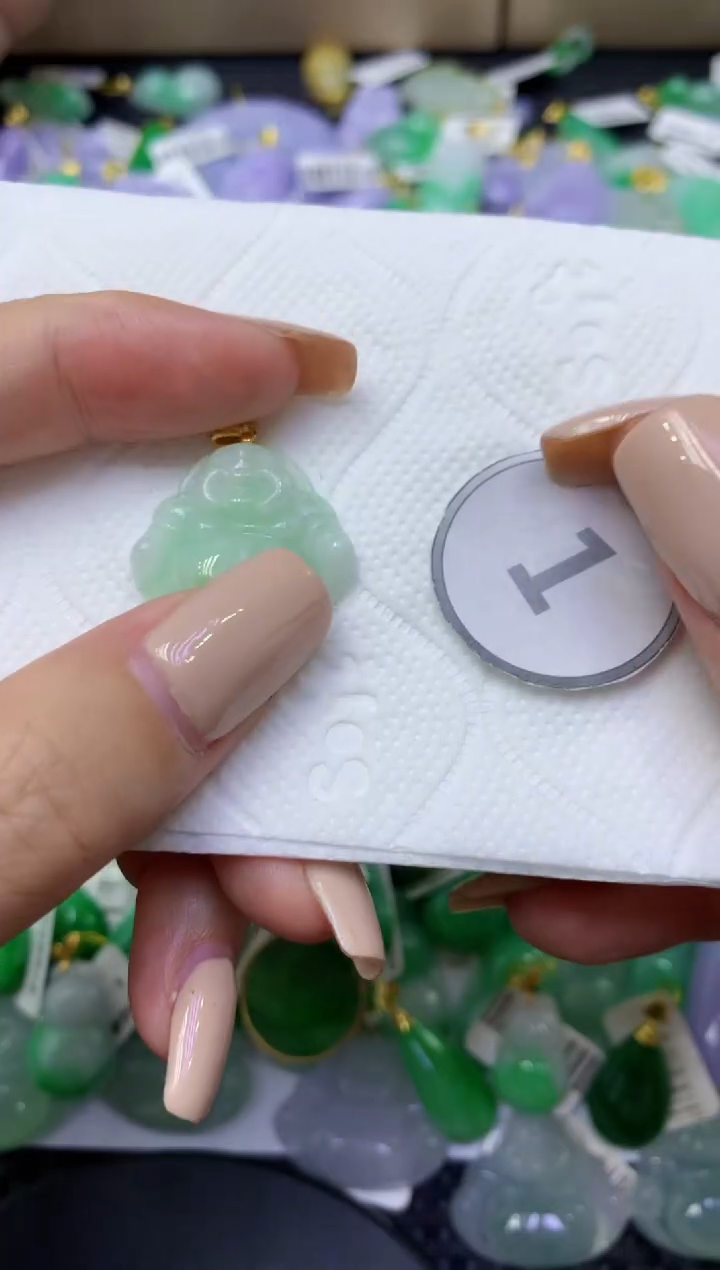 颈饰未镶嵌翡翠天然缅甸翡翠A货