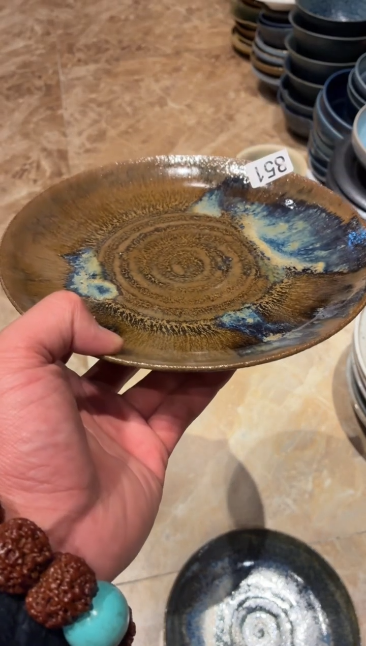 瓷片C**i851微瑕棕色窑变手工浅盘1个