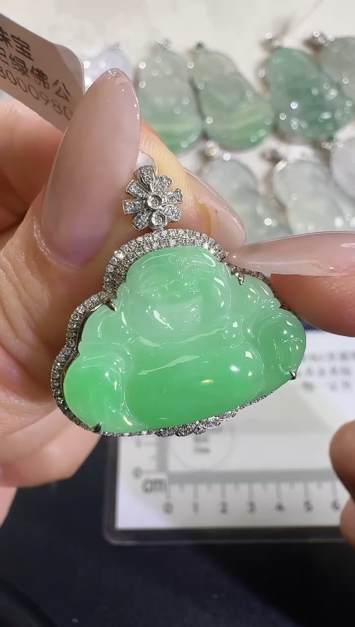 吊坠(不含链)18K金镶嵌翡翠【源头工厂】钻石镶嵌