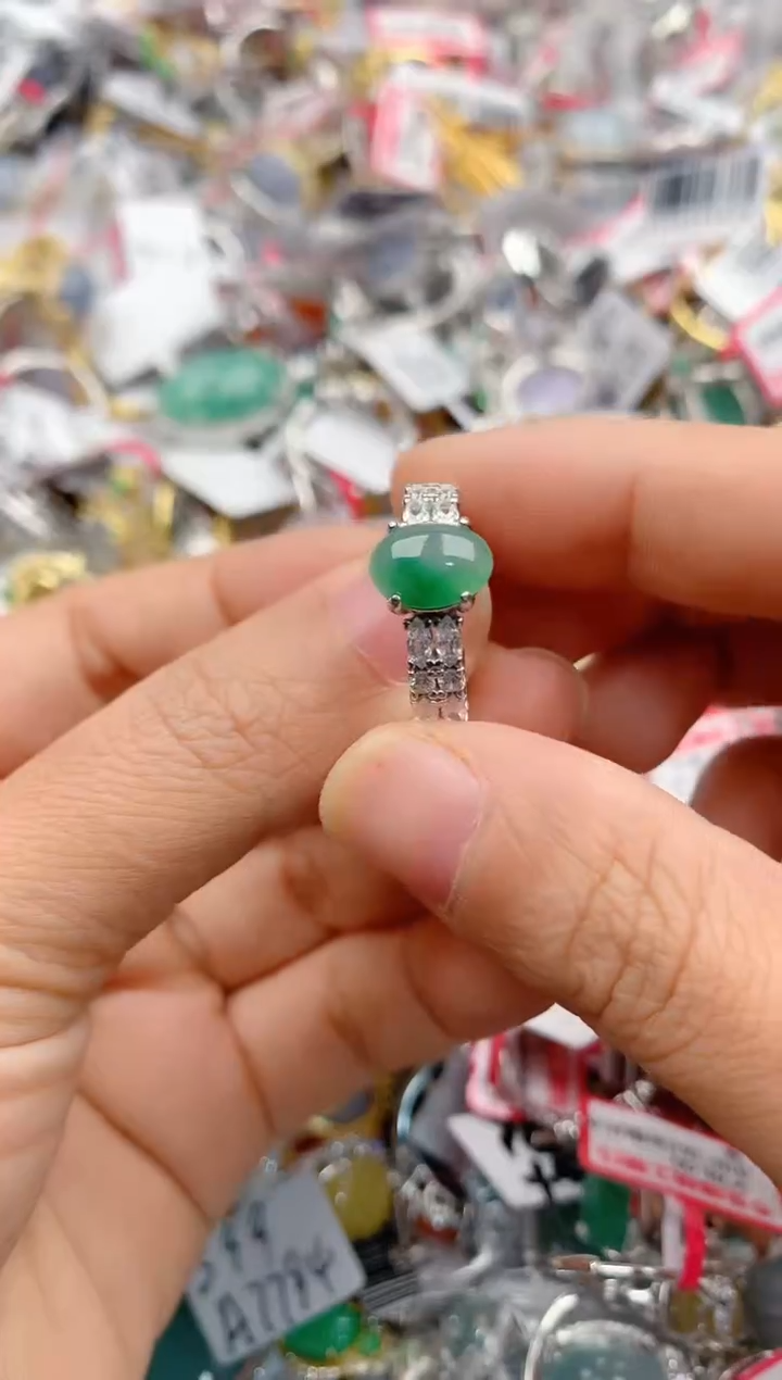 银S925镶嵌戒指翡翠111                    1