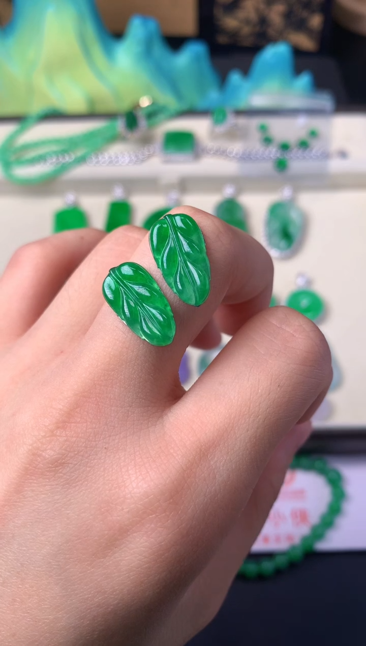 定制翡翠未镶嵌裸石（定制镶嵌）