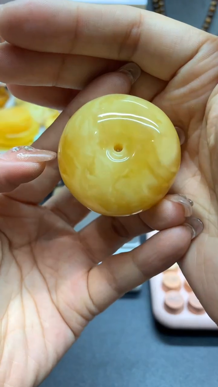 【闪购商品】未镶嵌琥珀珠宝奇石2723