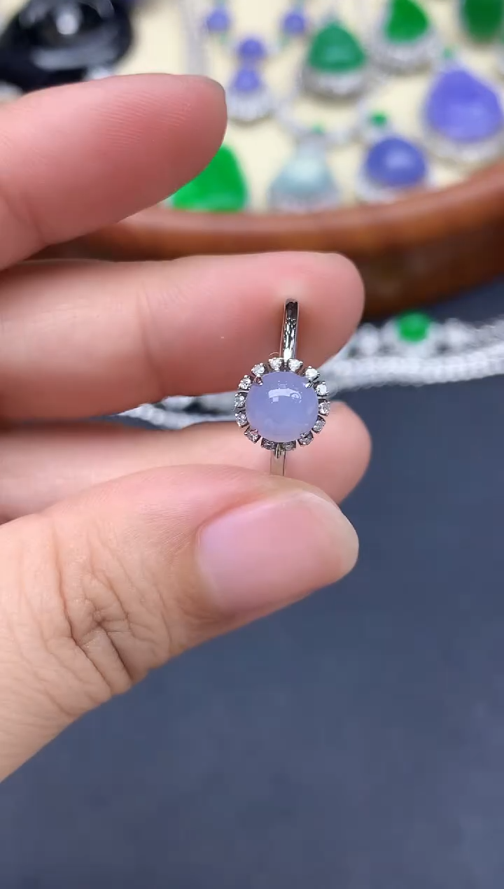 18K金镶嵌戒指翡翠335-中国好珍宝