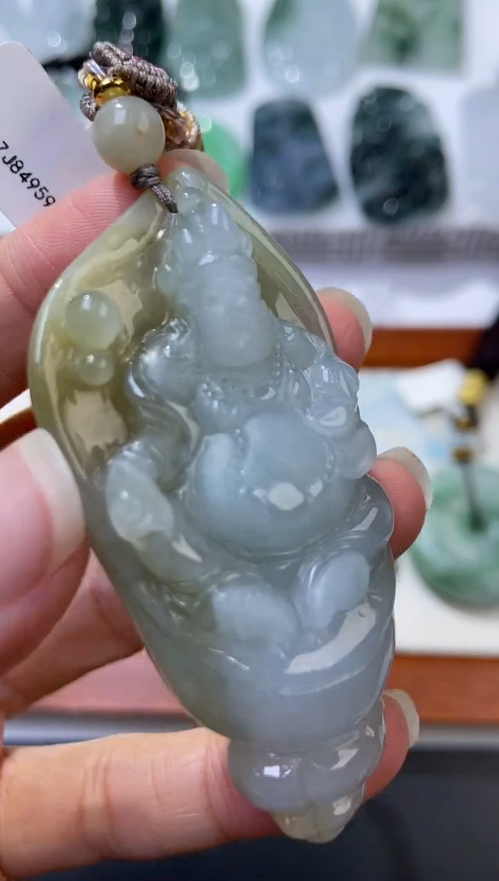 未镶嵌挂件翡翠379395   多人