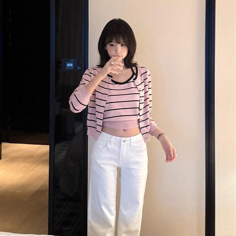 不冷BULENG 粉色针织条纹挂脖吊带背心女早秋开衫外套套装