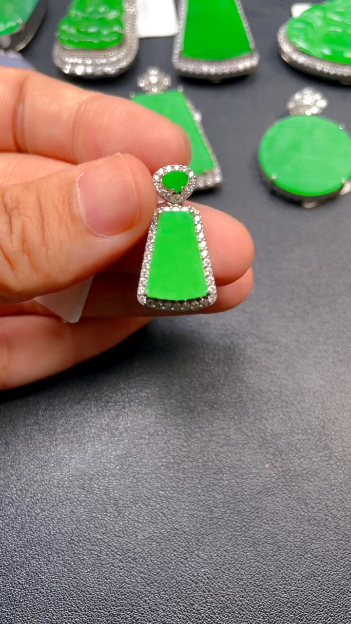 吊坠(不含链)银S925镶嵌翡翠吊坠