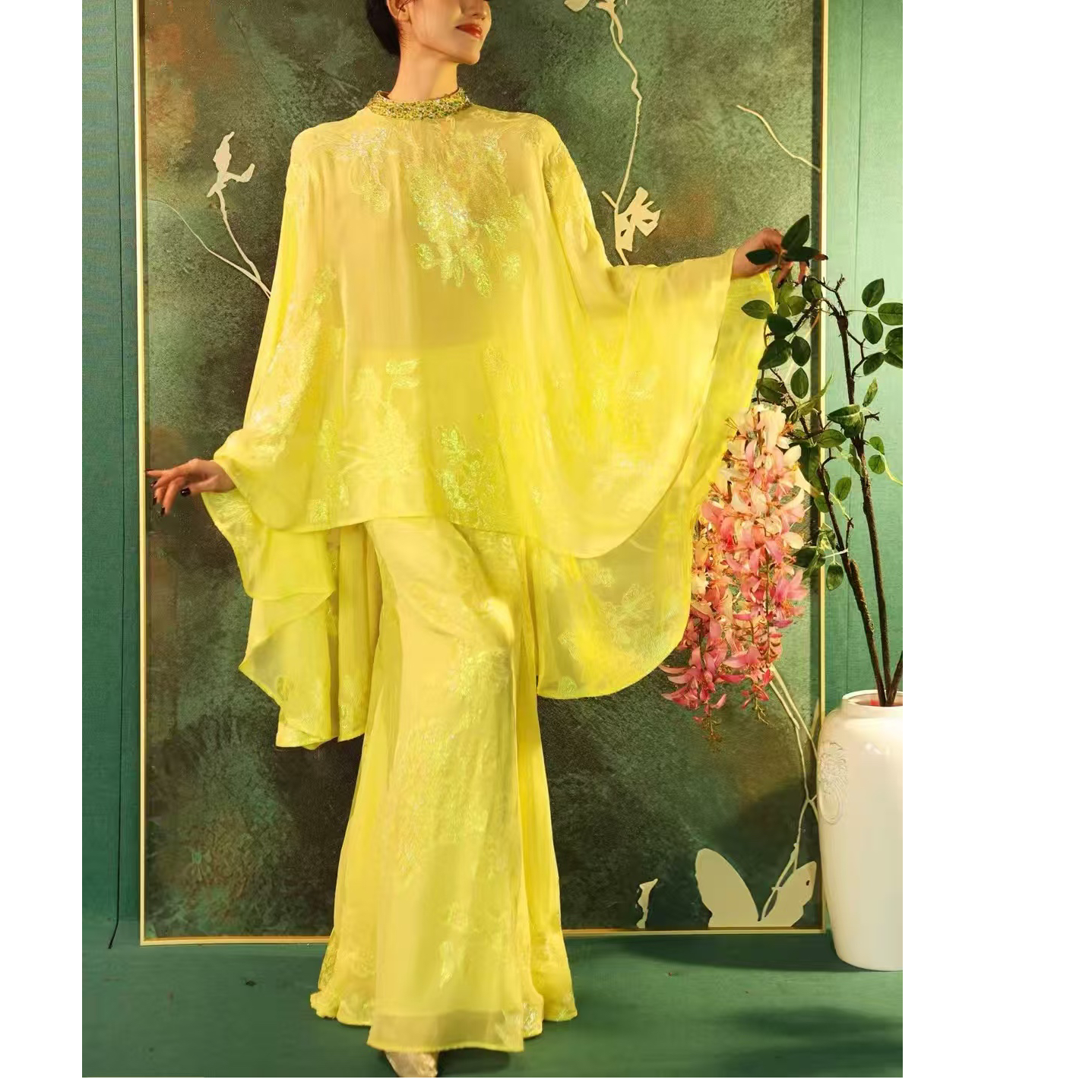 【李小姐】设计师中国风重工高定轻奢高级中式风斗篷套装夏季黄色