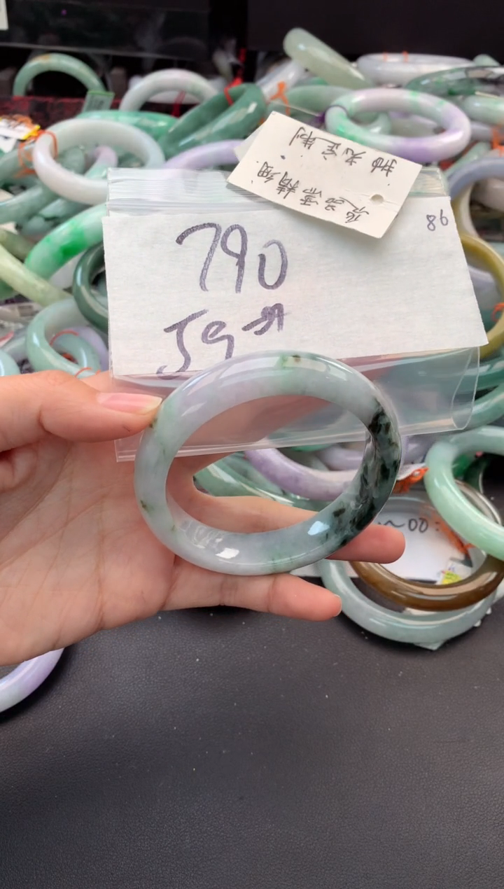 【闪购商品】定制翡翠未镶嵌毛货需精细抛光+多人