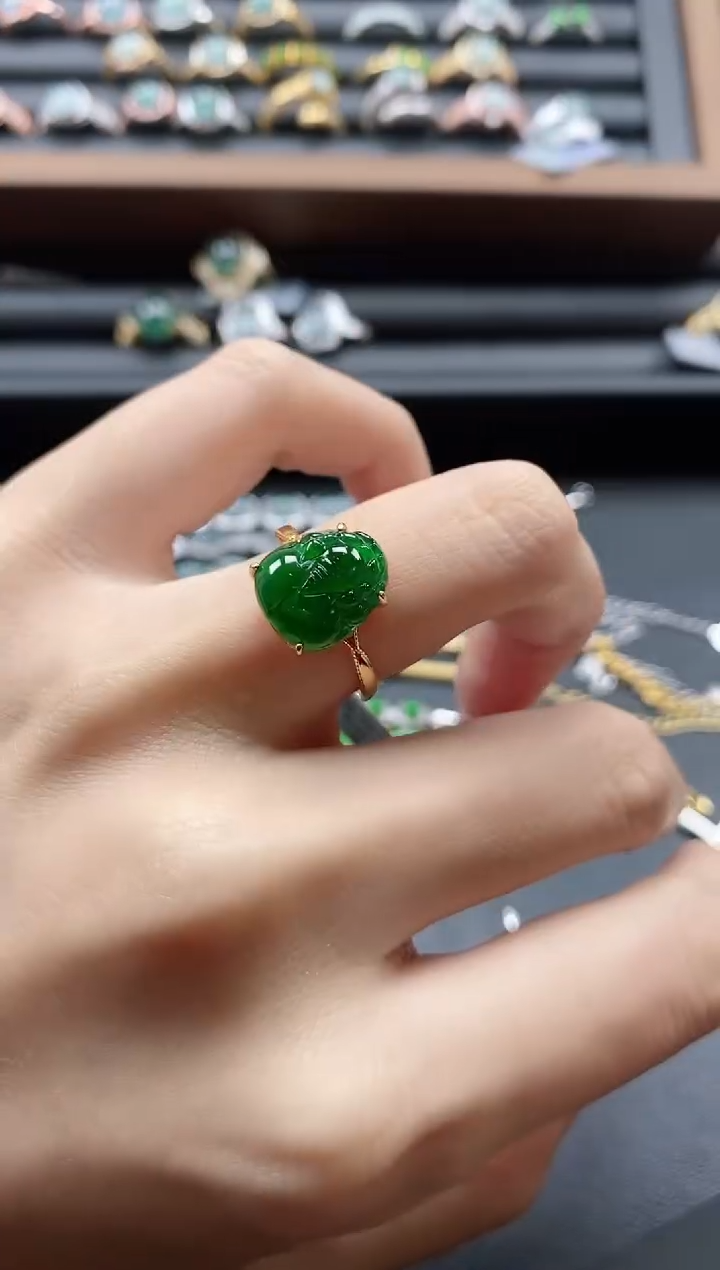 【闪购商品】翡翠戒指银S925镶嵌51151151