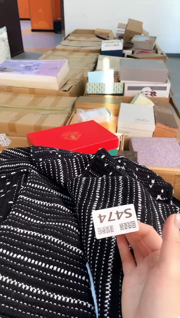 如图所示 五月甄选