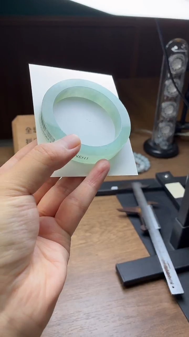 未镶嵌手镯定制翡翠秋*月定制