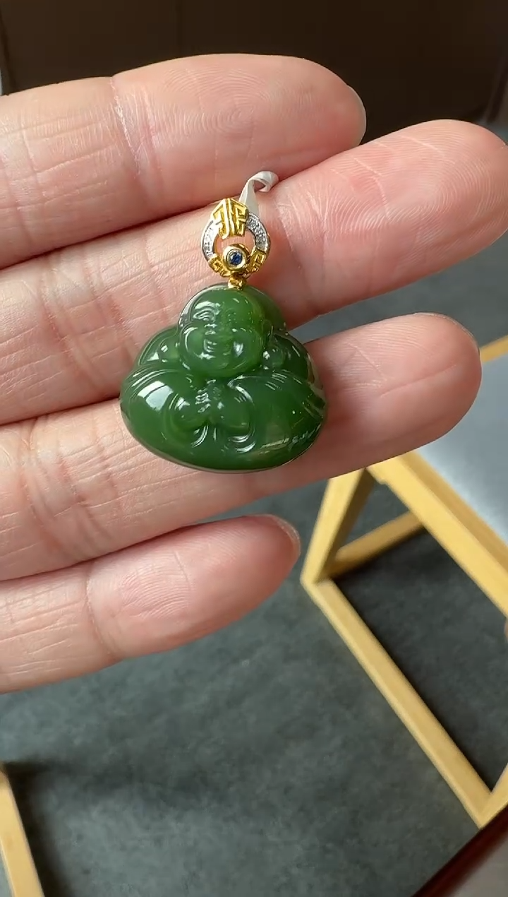 【闪购商品】和田玉吊坠(不含链)18K金镶嵌冰底碧玉抱抱佛货头