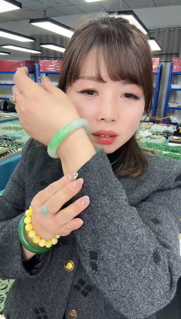 高品质特色款翠色正宽多样性发一支52-62圈口