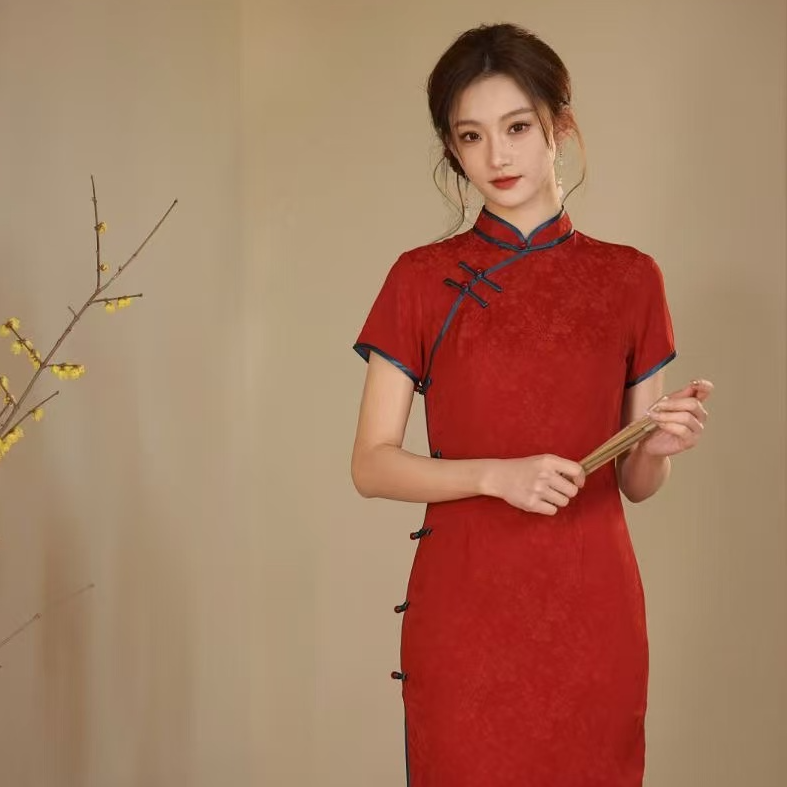 【一语雨】红色中国风旗袍气质春夏季送考订婚礼服敬酒连衣裙2025