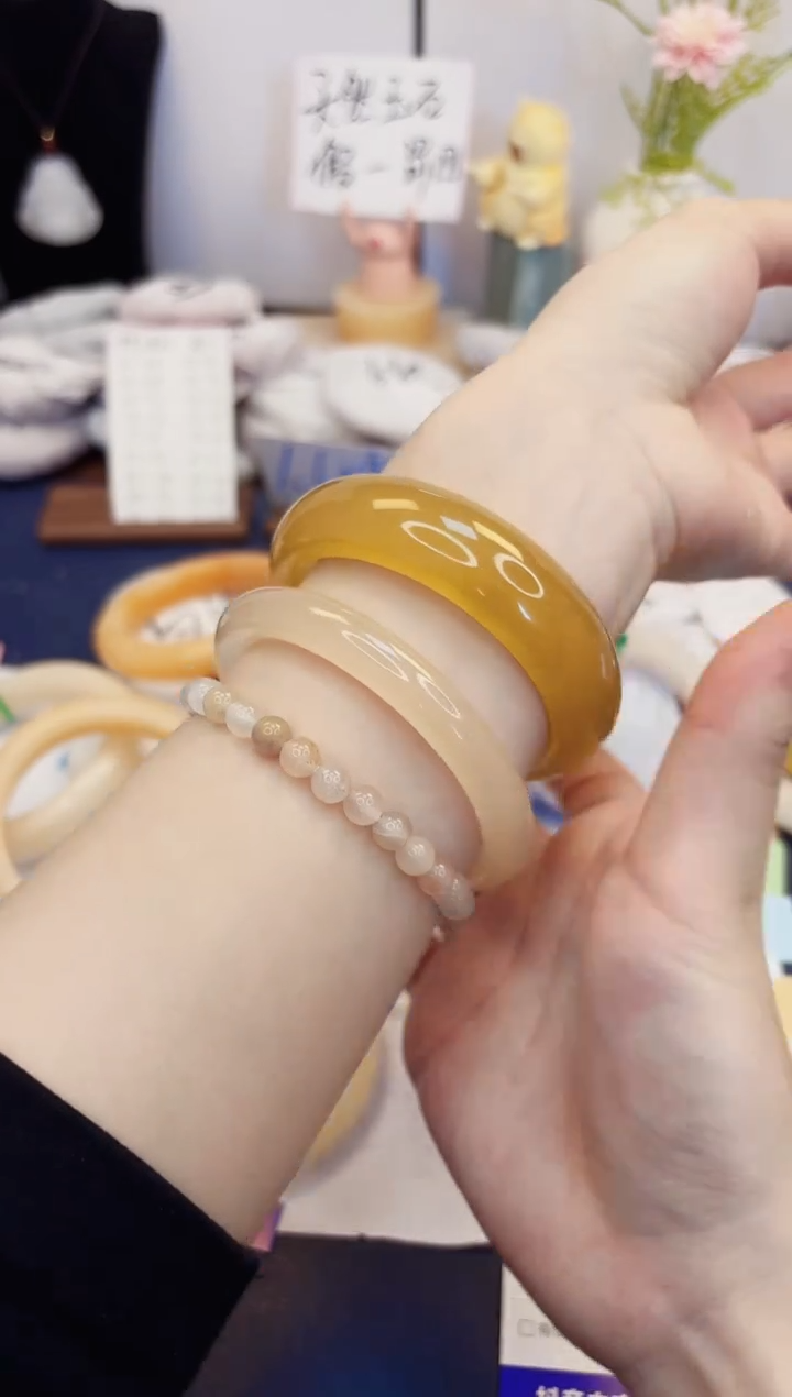 【闪购商品】石英质玉手镯未镶嵌342-财气镯-圈口58
