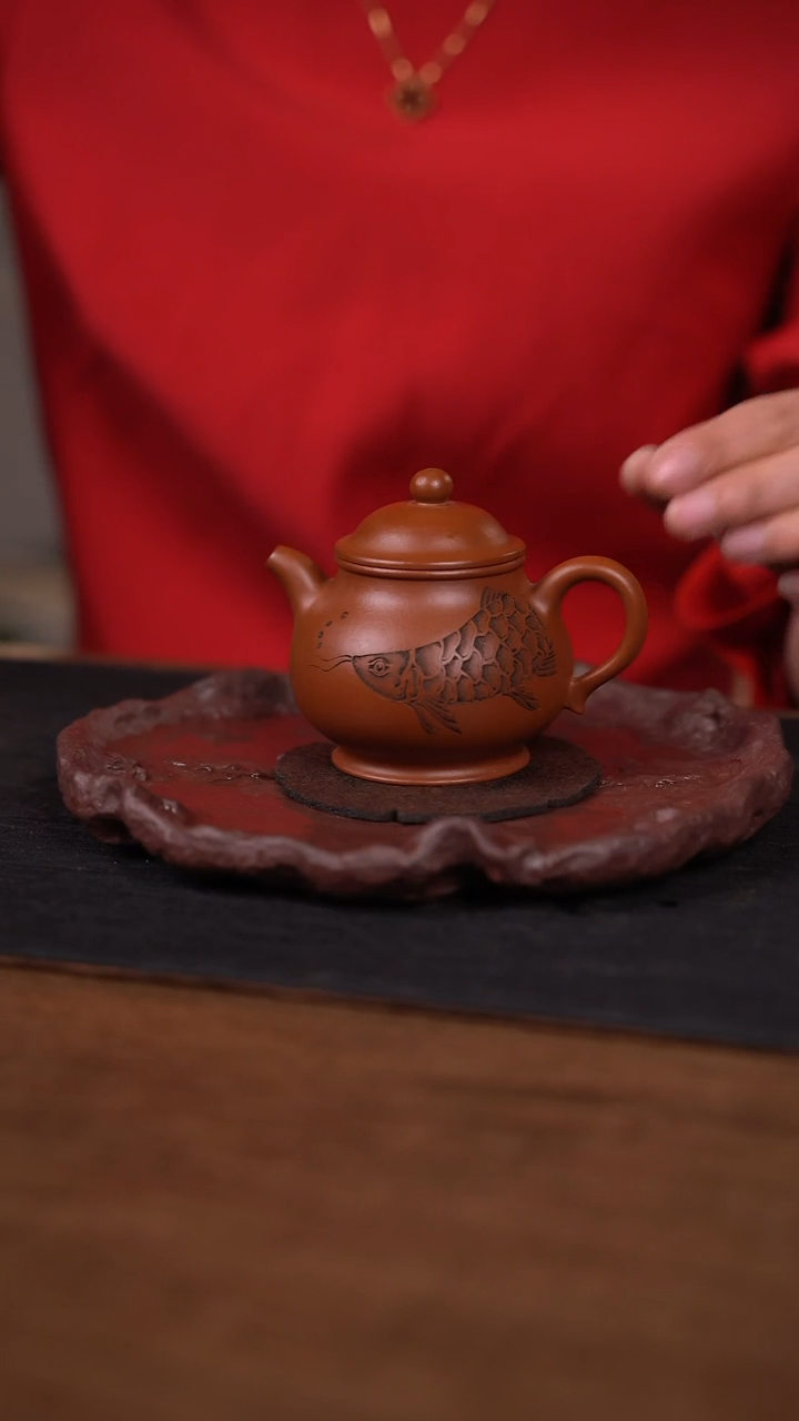 【闪购商品】紫砂茶杯张晔  潘壶  金龙鱼