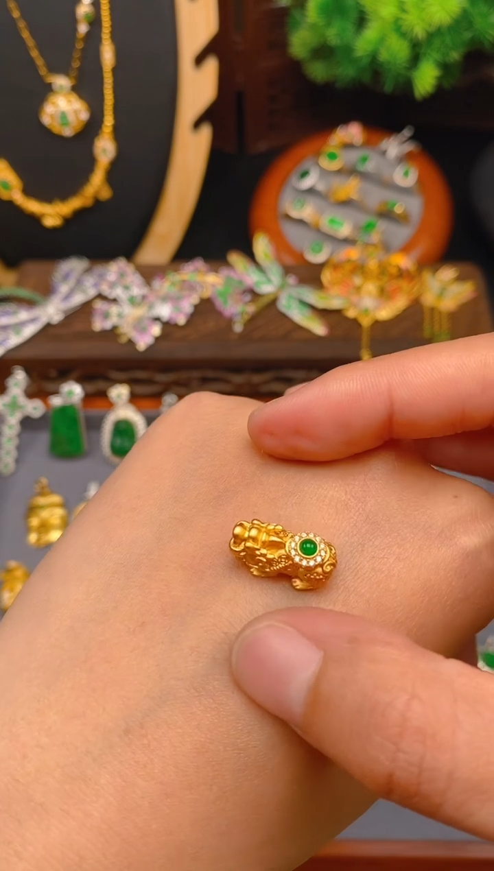 【闪购商品】翡翠吊坠(不含链)银S925镶嵌貔貅潘多拉