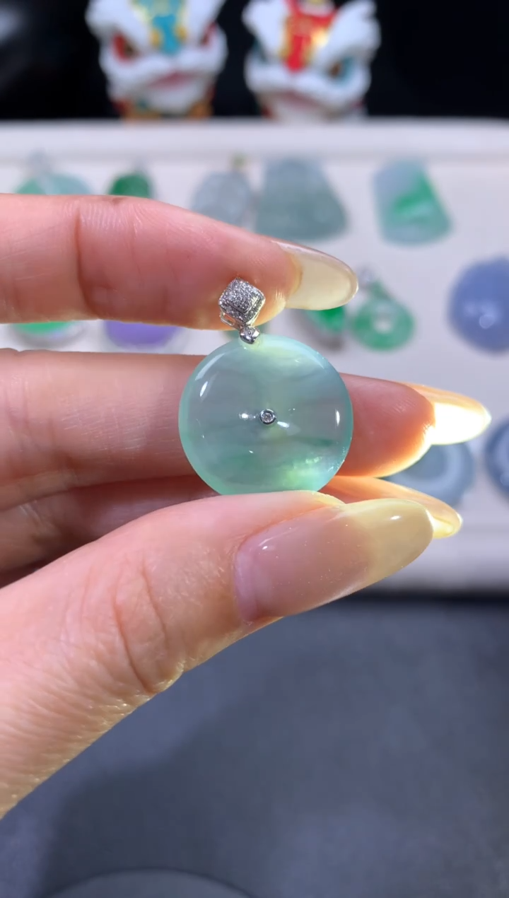 吊坠(不含链)18K金镶嵌翡翠翡翠