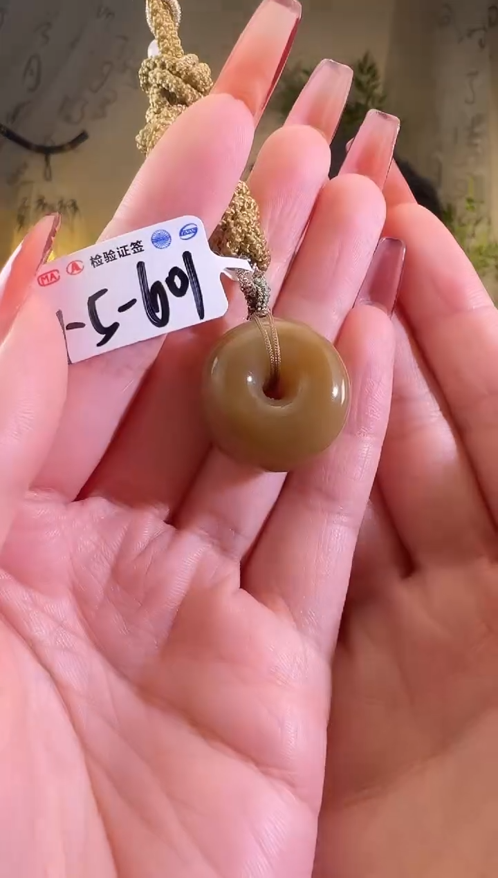 【闪购商品】和田玉颈饰未镶嵌1-5-601