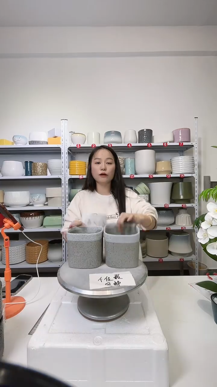 【闪购商品】陶瓷方形水泥灰12*13（2个）