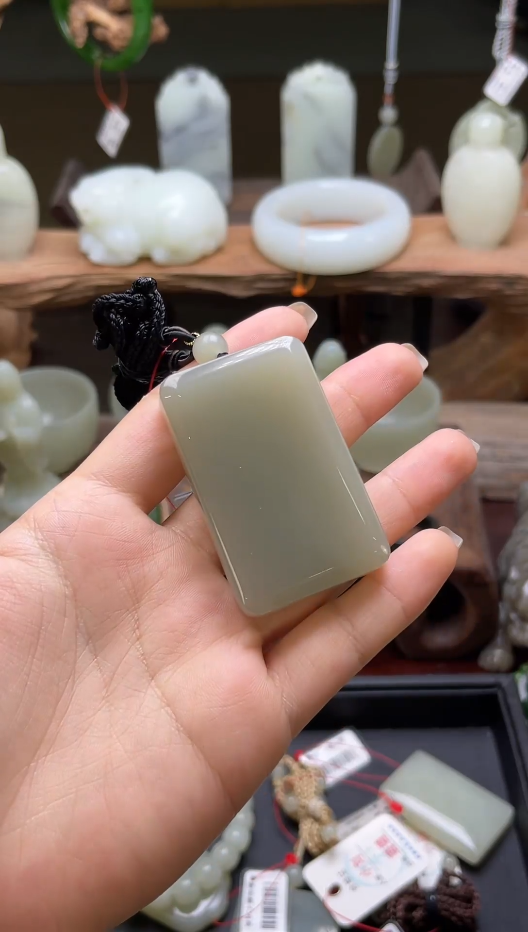 【闪购商品】和田玉吊坠未镶嵌且末青白 光面无事牌31203