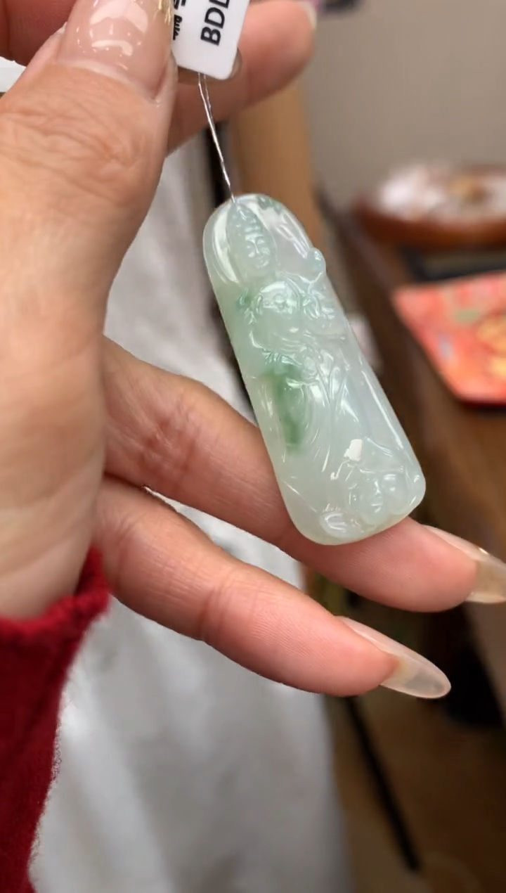 【闪购商品】翡翠颈饰未镶嵌观音