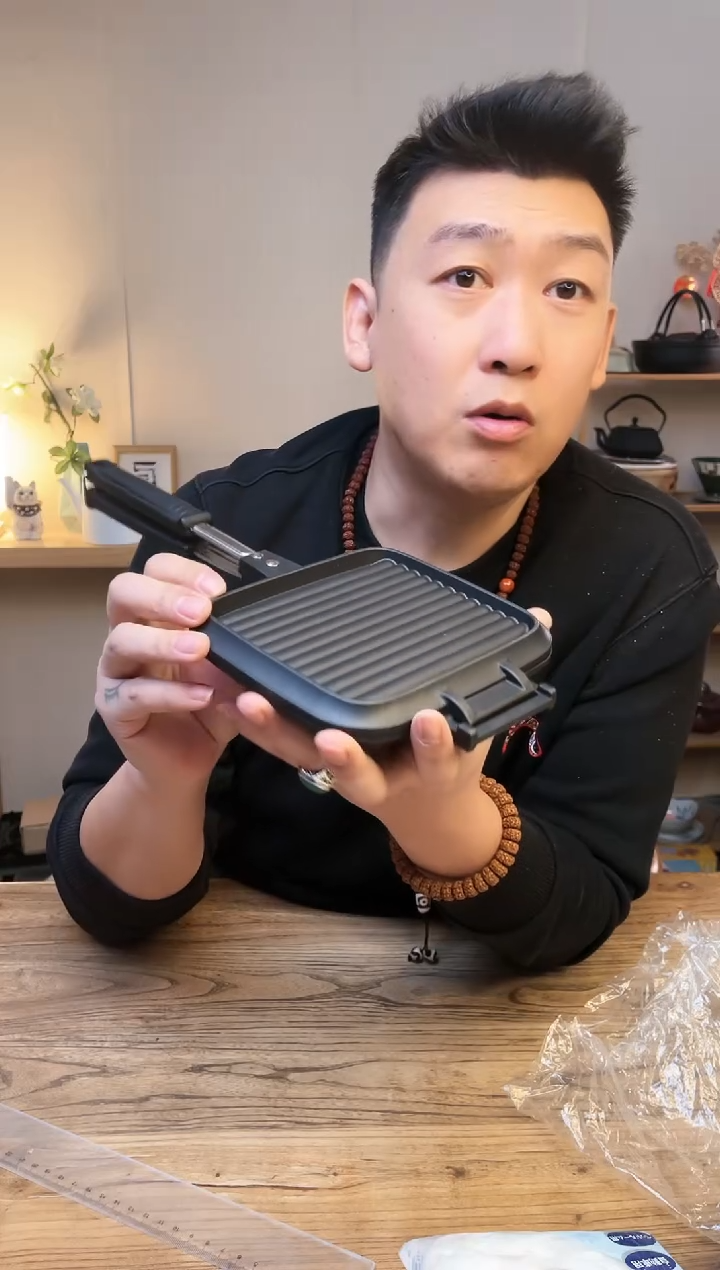 【闪购商品】瓷片zzbgg ···········
