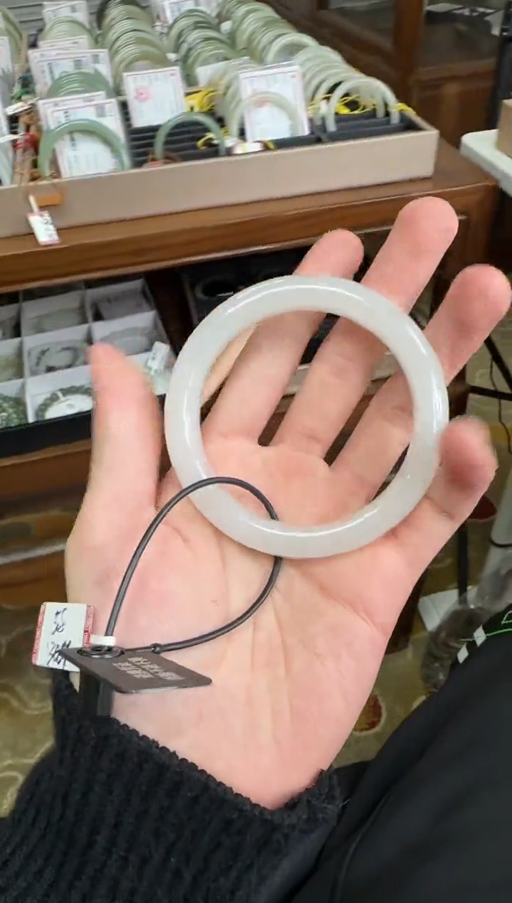 未镶嵌手镯和田玉58