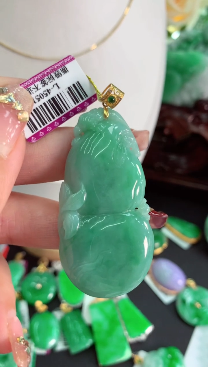 【闪购商品】翡翠颈饰18K金镶嵌挂件