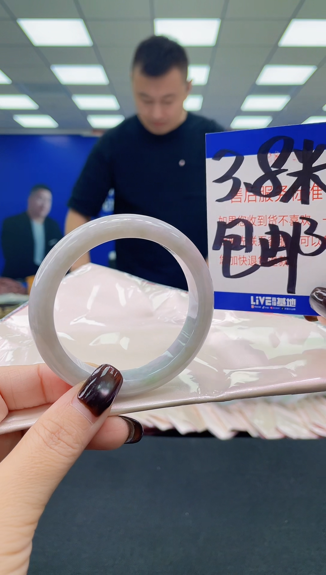 未镶嵌手镯翡翠AAAAAAAAAA