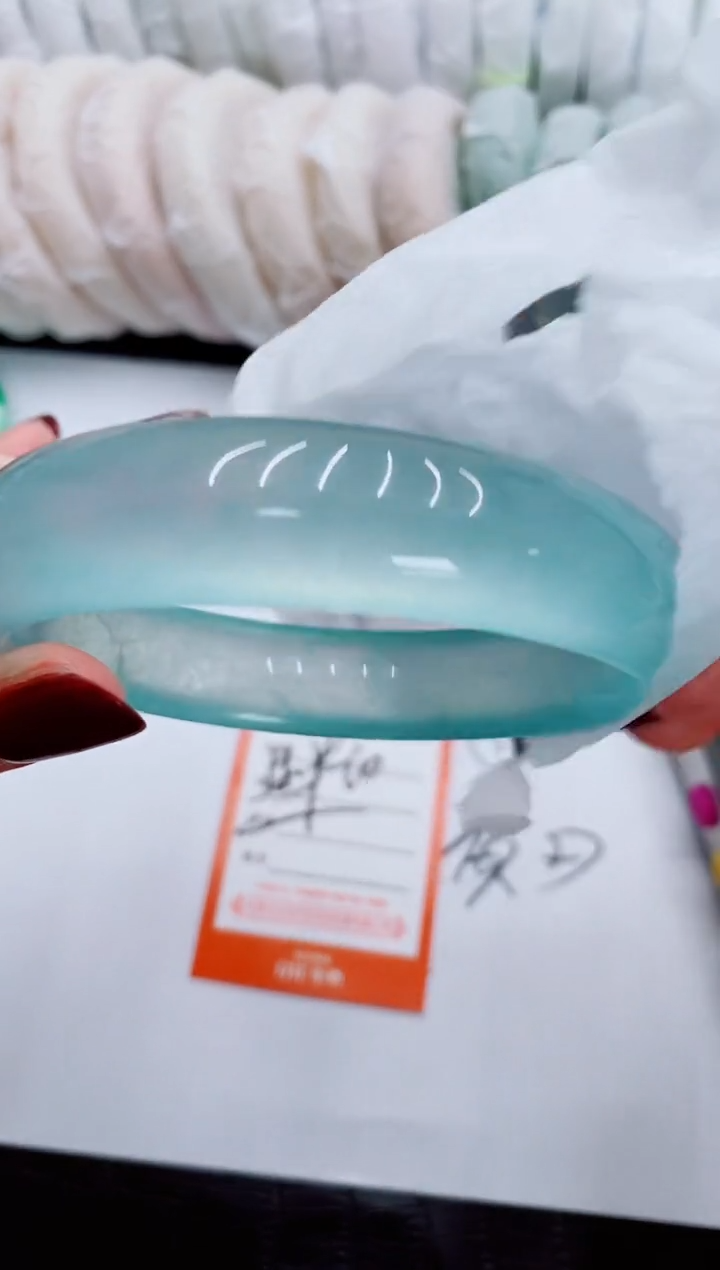 【闪购商品】石英质玉手镯未镶嵌Q151-59-60