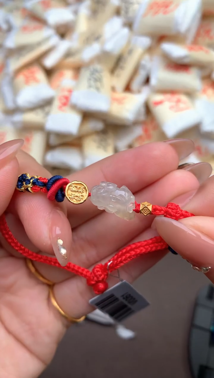 【闪购商品】翡翠手绳未镶嵌— 