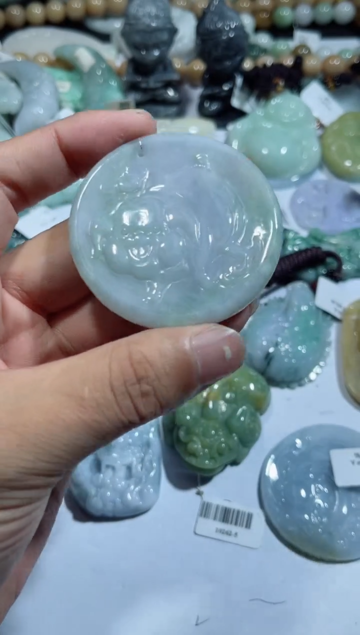 【闪购商品】翡翠颈饰未镶嵌00007451