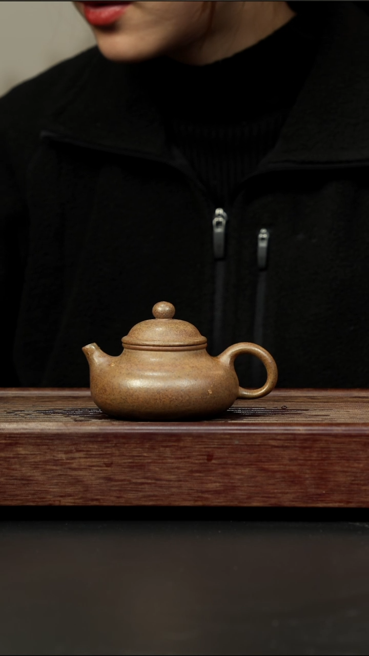茶壶紫砂黄金段柴烧 容天