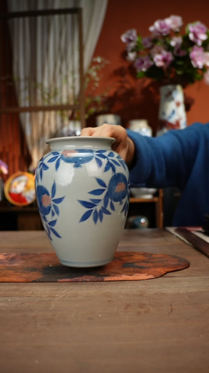 当代高温釉下彩手绘陶瓷餐具