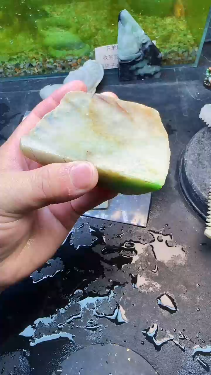 【闪购商品】翡翠颈饰未镶嵌120天然翡翠