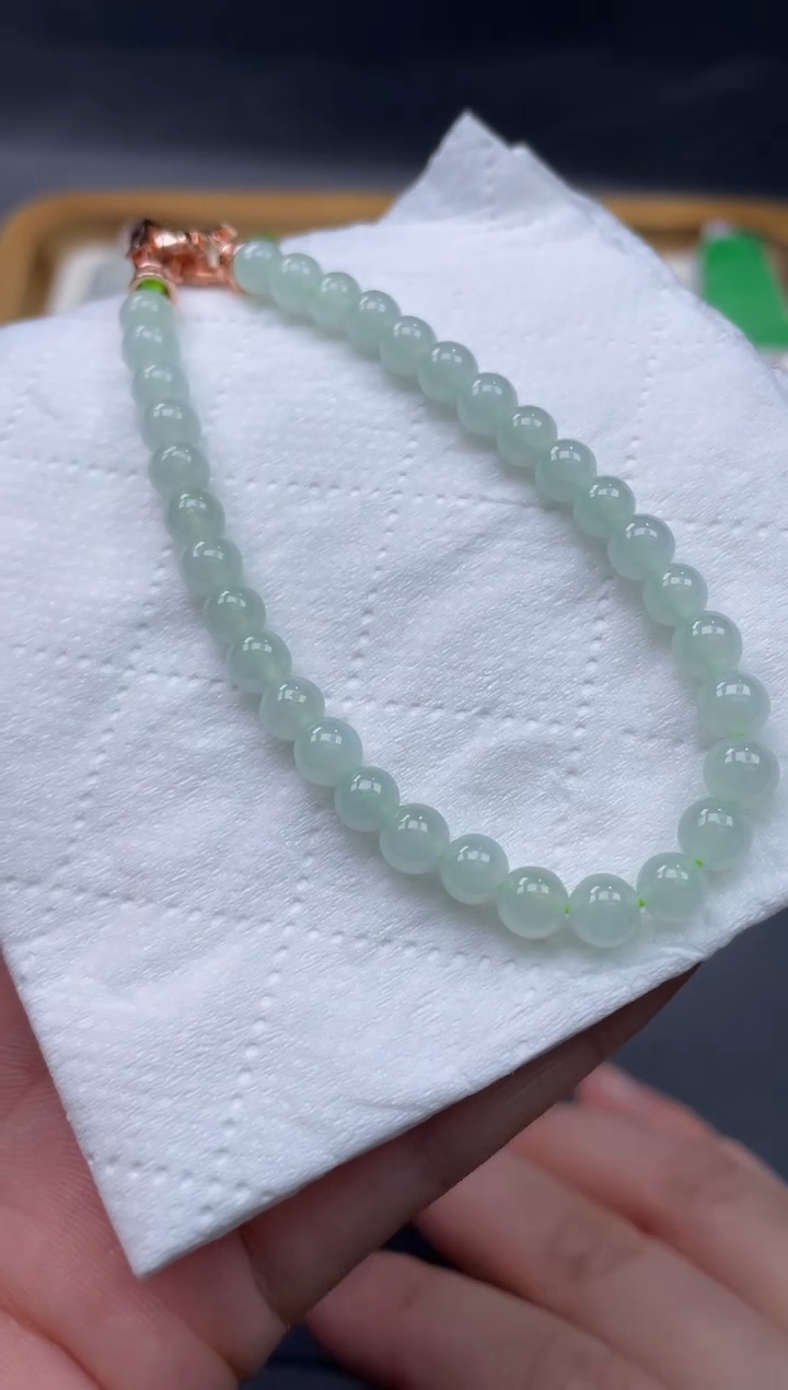 【闪购商品】翡翠手链未镶嵌44........