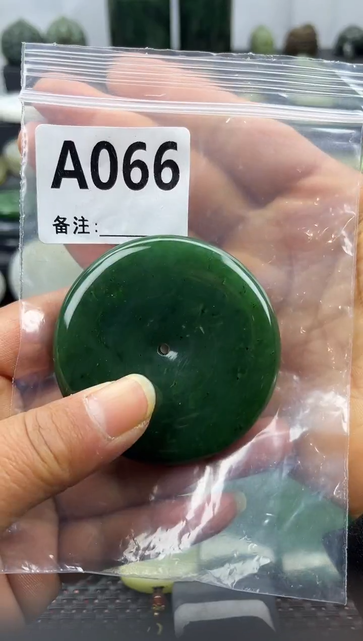 未镶嵌和田玉珠宝半成品平安扣