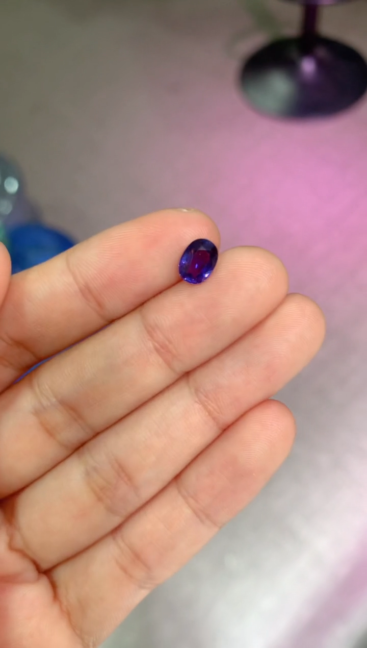 【闪购商品】彩色蓝宝石裸石未镶嵌1.1CT