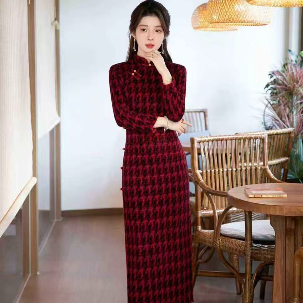 735--双色红绿八扣--苏州高端旗袍冬秋长款