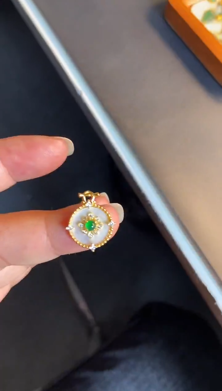 吊坠(不含链)银S925镶嵌翡翠1